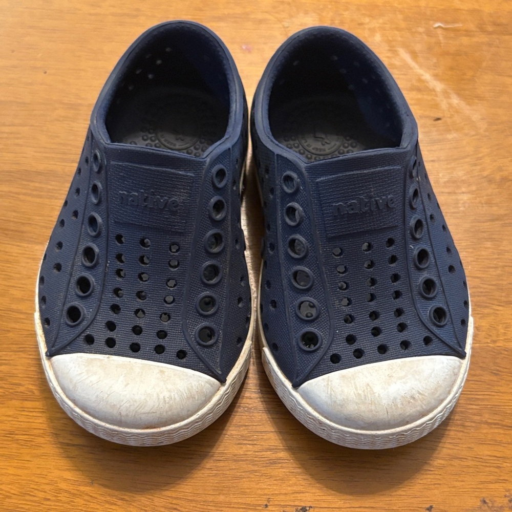 Native Kids Waterproof Shoes - Dark Blue and White